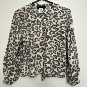 Know One Cares NWT’s leopard print brushed knit top. Size small